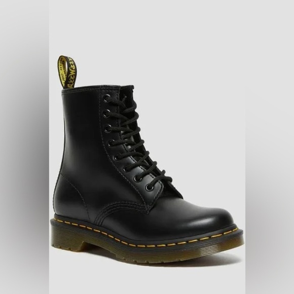 Dr. Martens Shoes - Dr Martens 1460 smooth leather lace up boots in black